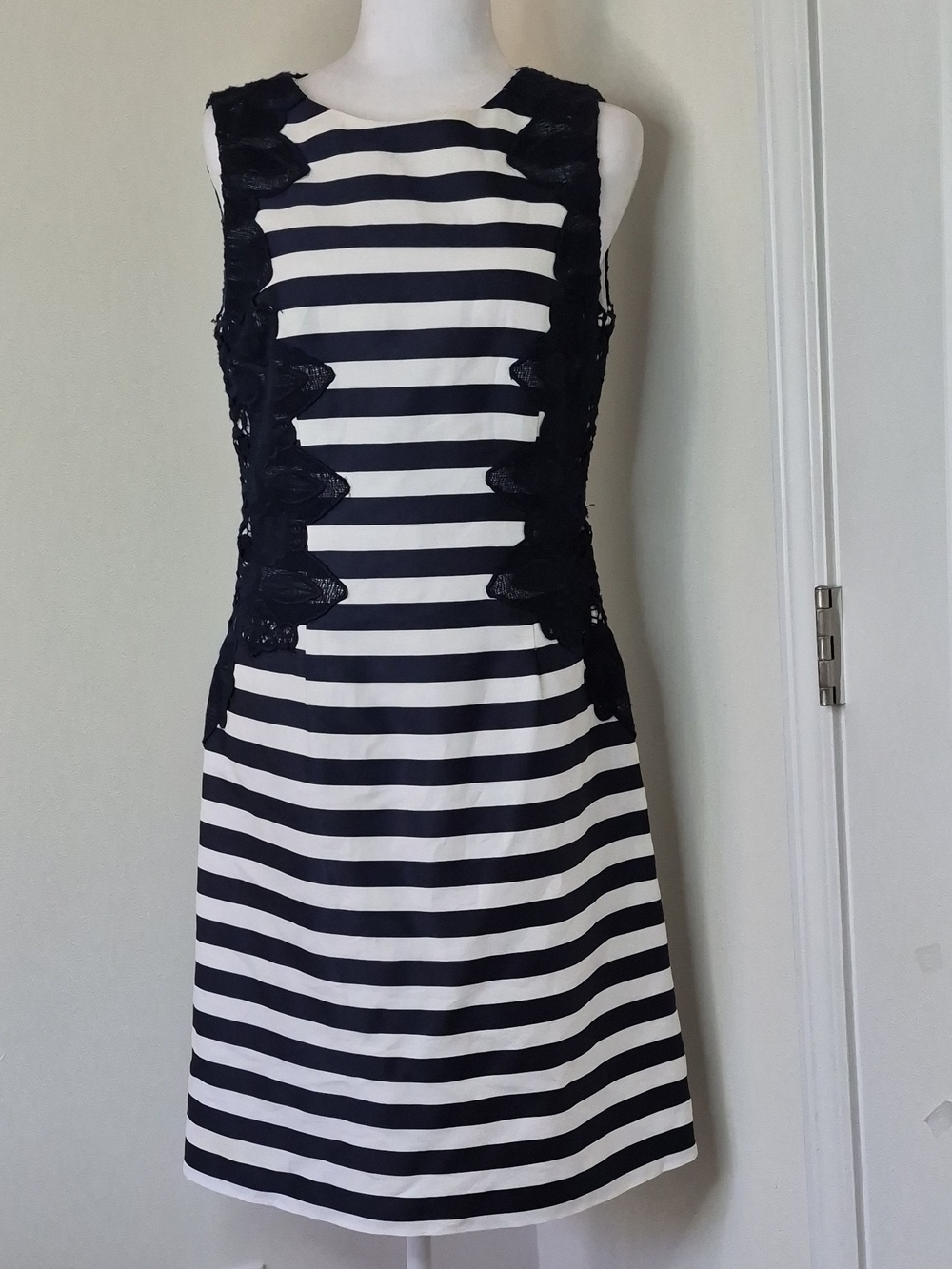 Antonio Melani Navy and White Striped Lace-Panel Sleeveless Dress Size 6
